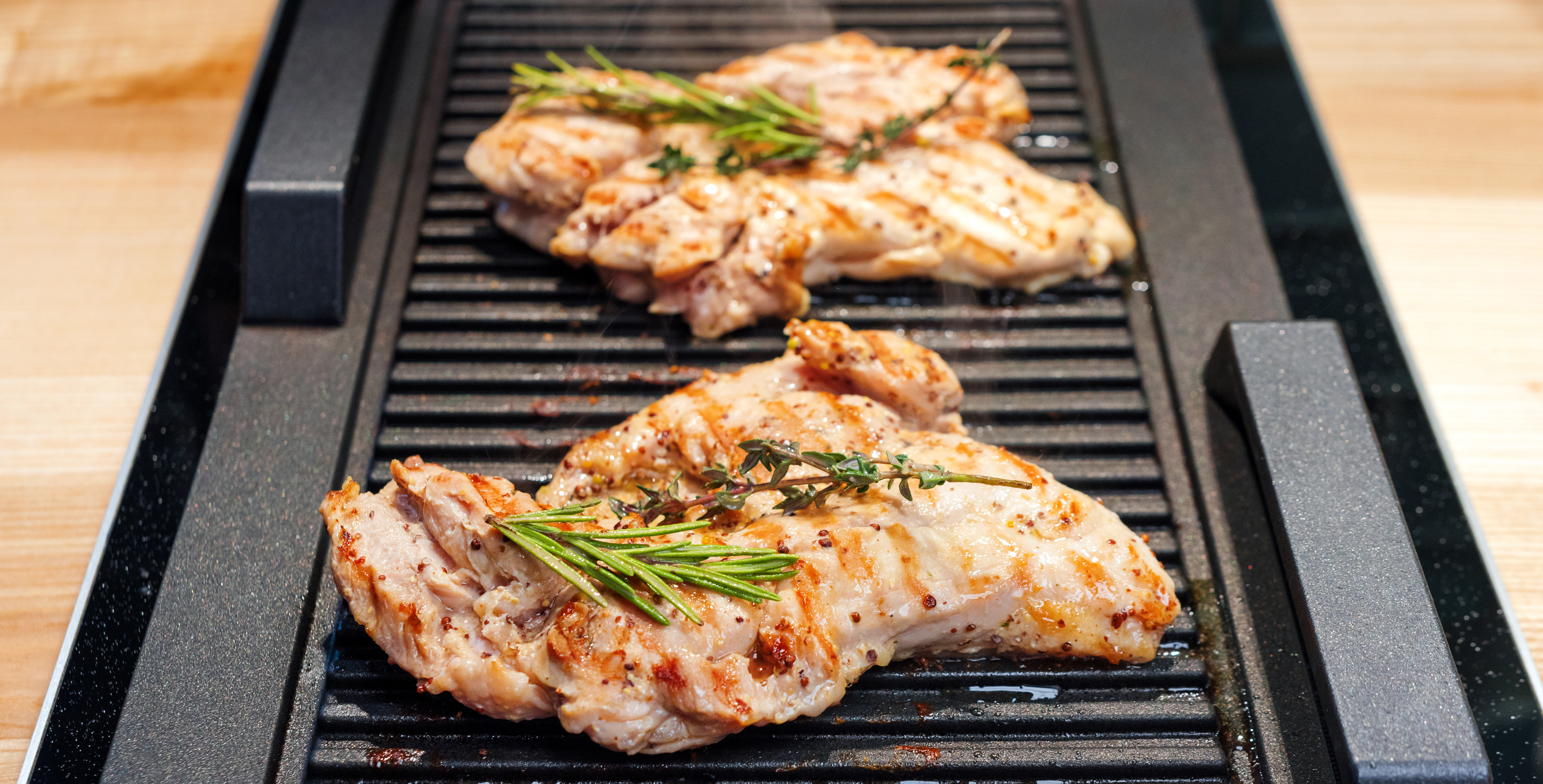 La viande cuite au laser, meilleure que la viande cuite au gril ? © Magryt, Adobe Stock